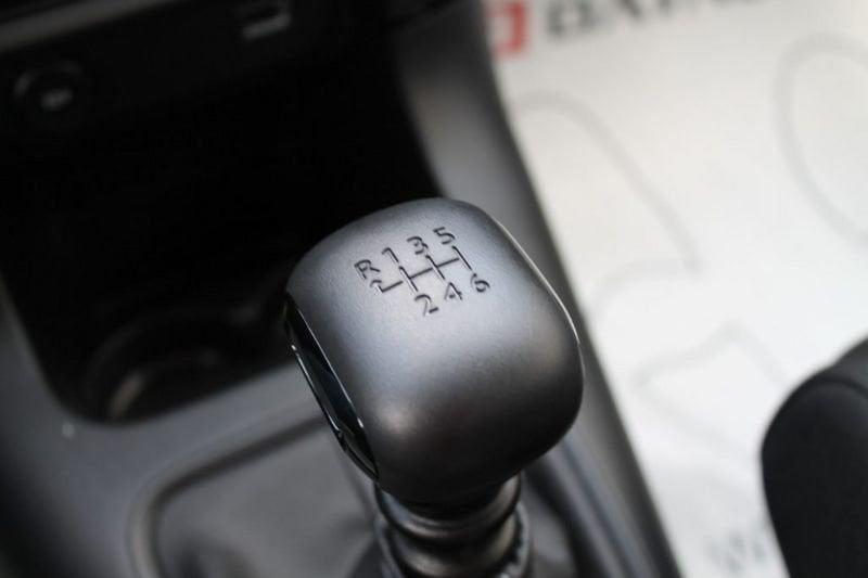 Citroën C3 BlueHDi 100 S&S Feel Pack