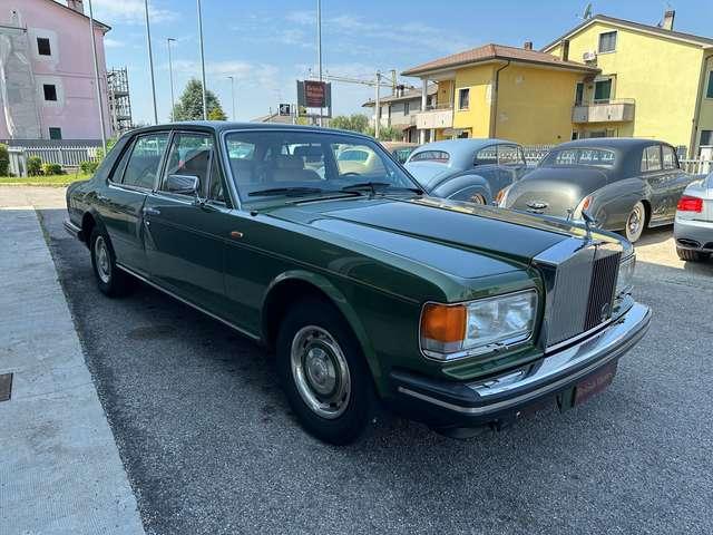 Rolls-Royce Silver Spirit
