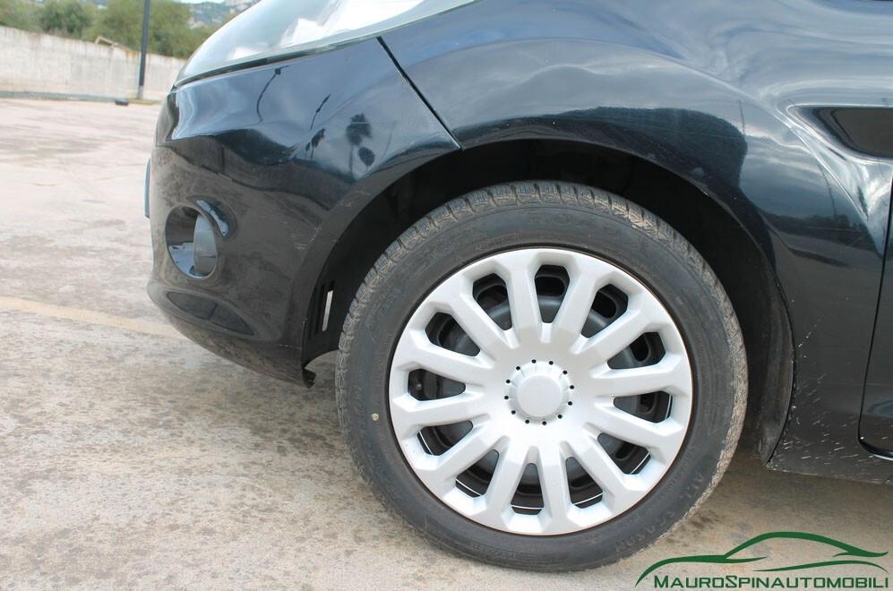 Ford Fiesta 1.4 TDCi 5p. Titanium ANCHE NEOPATENTATI