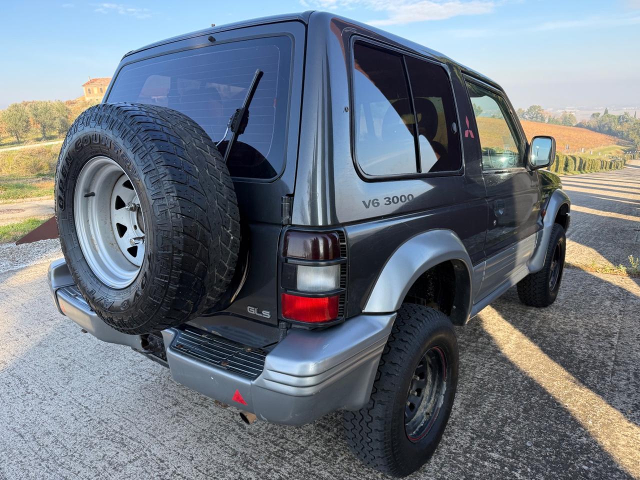 Mitsubishi Pajero V6 Benzina cat Metal-top S. GLS