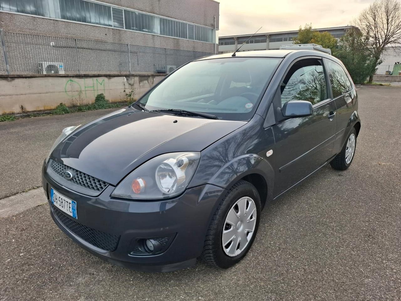 Ford Fiesta 1.4 TDCi 3p. SOLAMENTE 47.000 KM