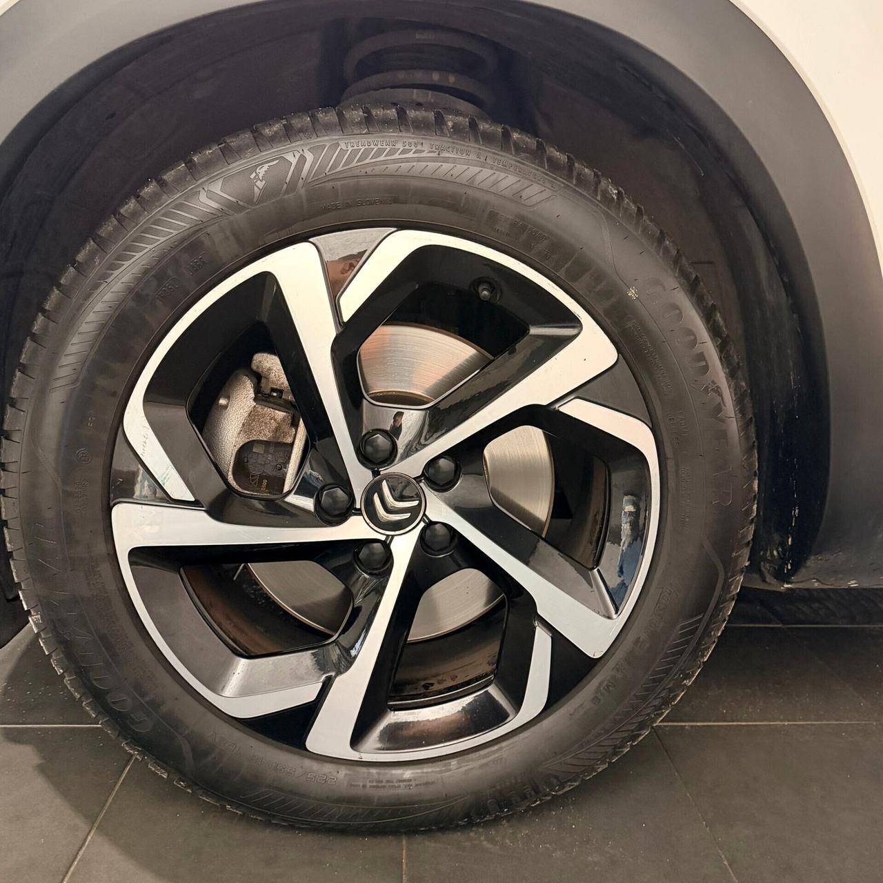 Citroen C5 Aircross Hybrid e-EAT8 Shine