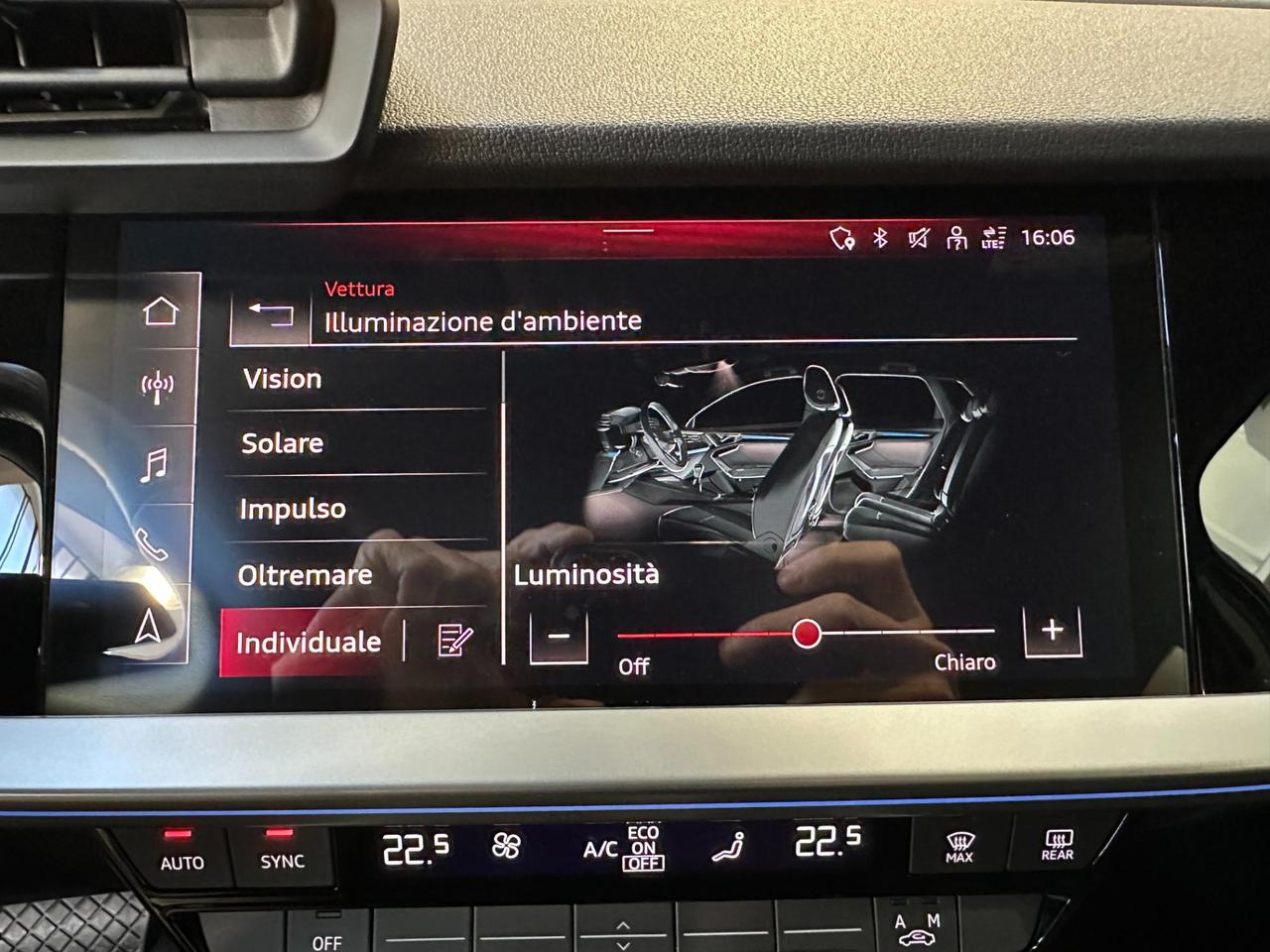 Audi A3 Sportback 35 2.0 tdi Business Advanced s-tronic-Carplay-18"
