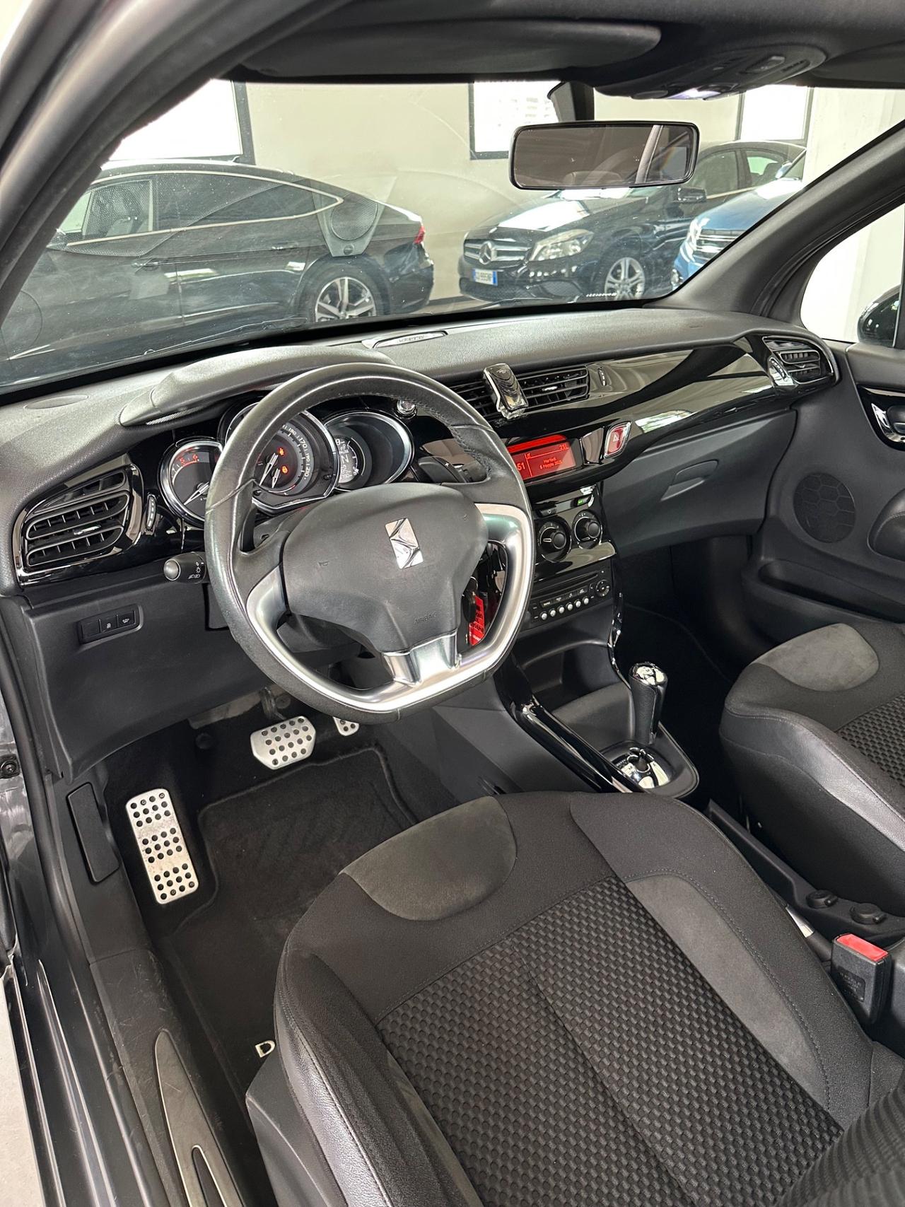 Ds DS3 DS 3 1.6 e-HDi 90 airdream L'uomo Vogue Cabrio