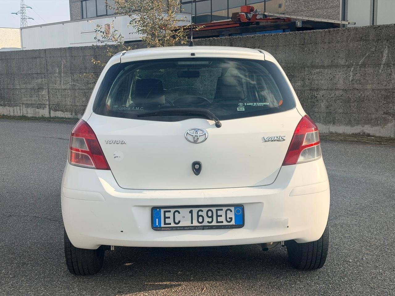 Toyota Yaris 1.0 5 porte Sol GPL