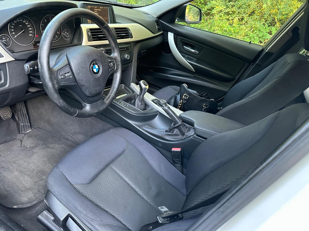 Bmw 318d 143cv