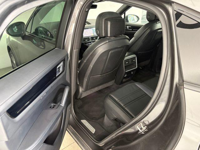 PORSCHE Cayenne Coupé 3.0 V6 E-Hybrid