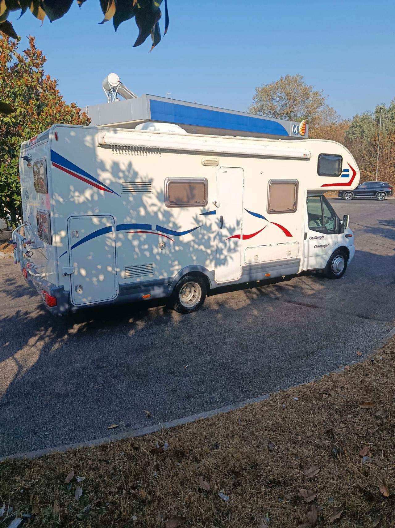 Challenger Genius49 7 posti letto
