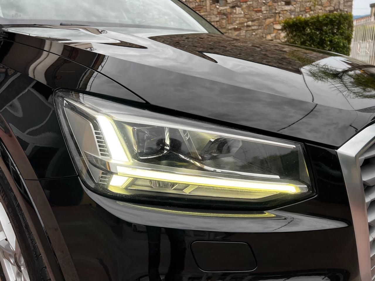 Audi Q2 30 TDI -2019- NAVI- LED