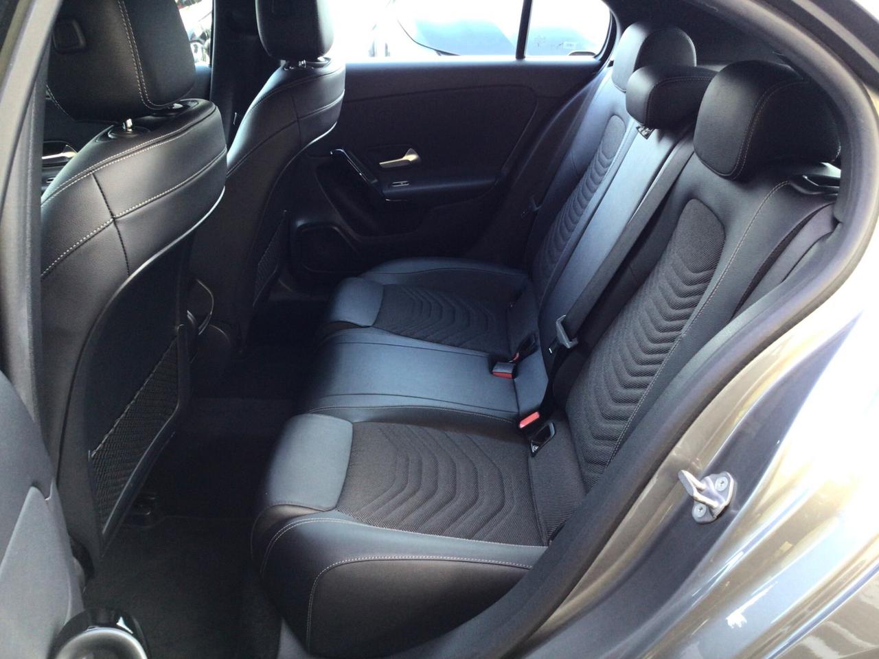 Mercedes-benz A 180 d Automatic Business 115Cv