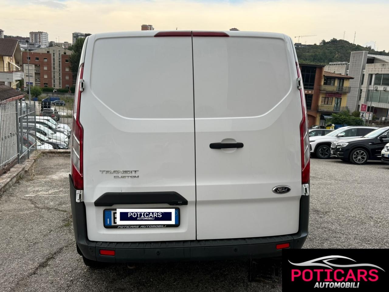 Ford Transit Custom 330 2.2 TDCi 155CV PC Furgone Entry