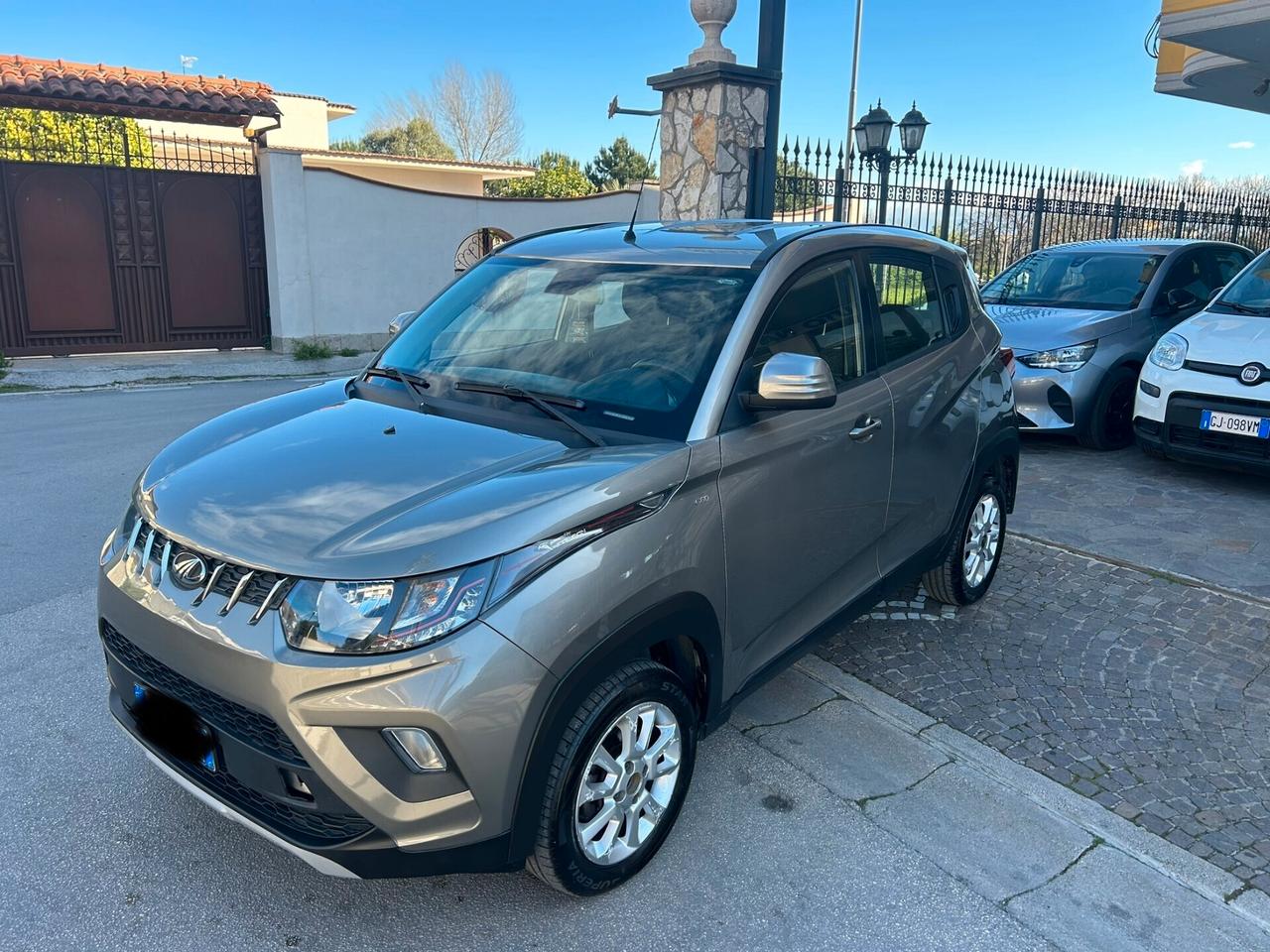 Mahindra KUV100 1.2 VVT M-Bifuel(GPL) K8