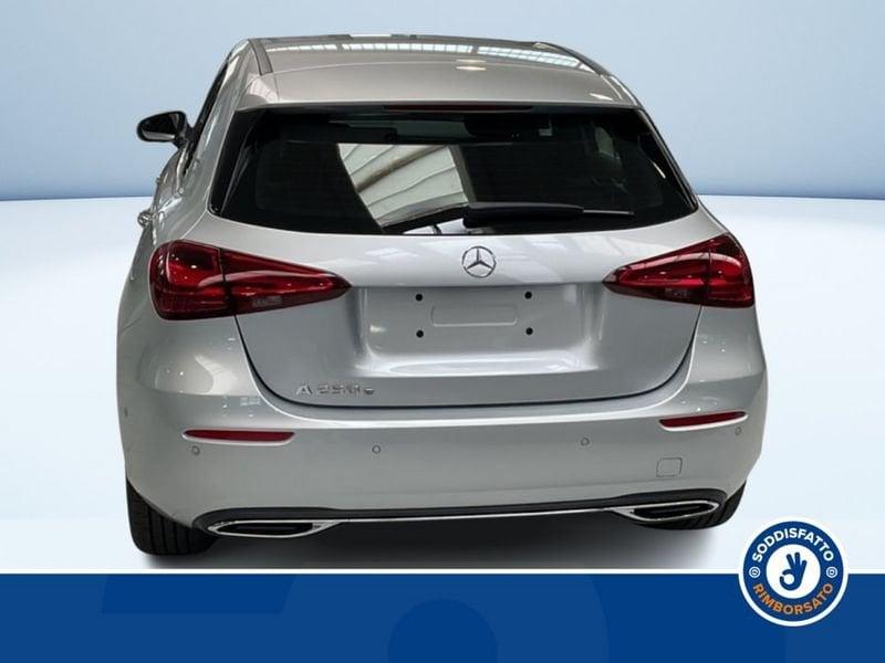 Mercedes-Benz Classe A A 250 e Plug-in hybrid Automatic Advanced Plus Progressive