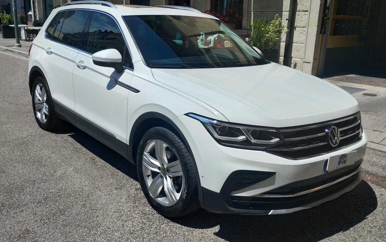 Volkswagen Tiguan 2.0 TDI 150 CV SCR DSG Elegance
