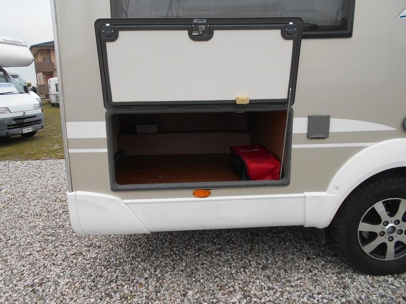 Bürstner Ixeo IT 664 Semi-integrale