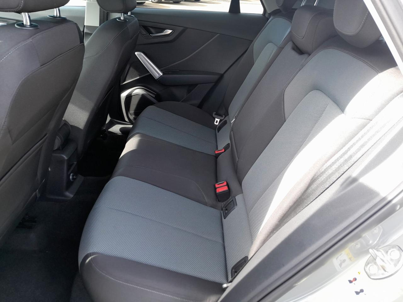 AUDI Q2 30 TDI LINE EDITION DESIGN CAMBIO AUTOMATICO