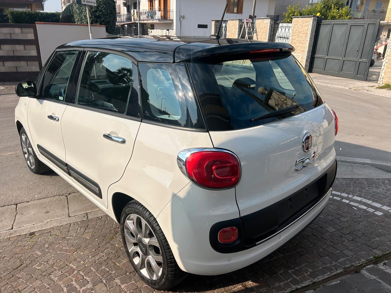 Fiat 500L Living 0.9 TwinAir Turbo Natural Power Lounge