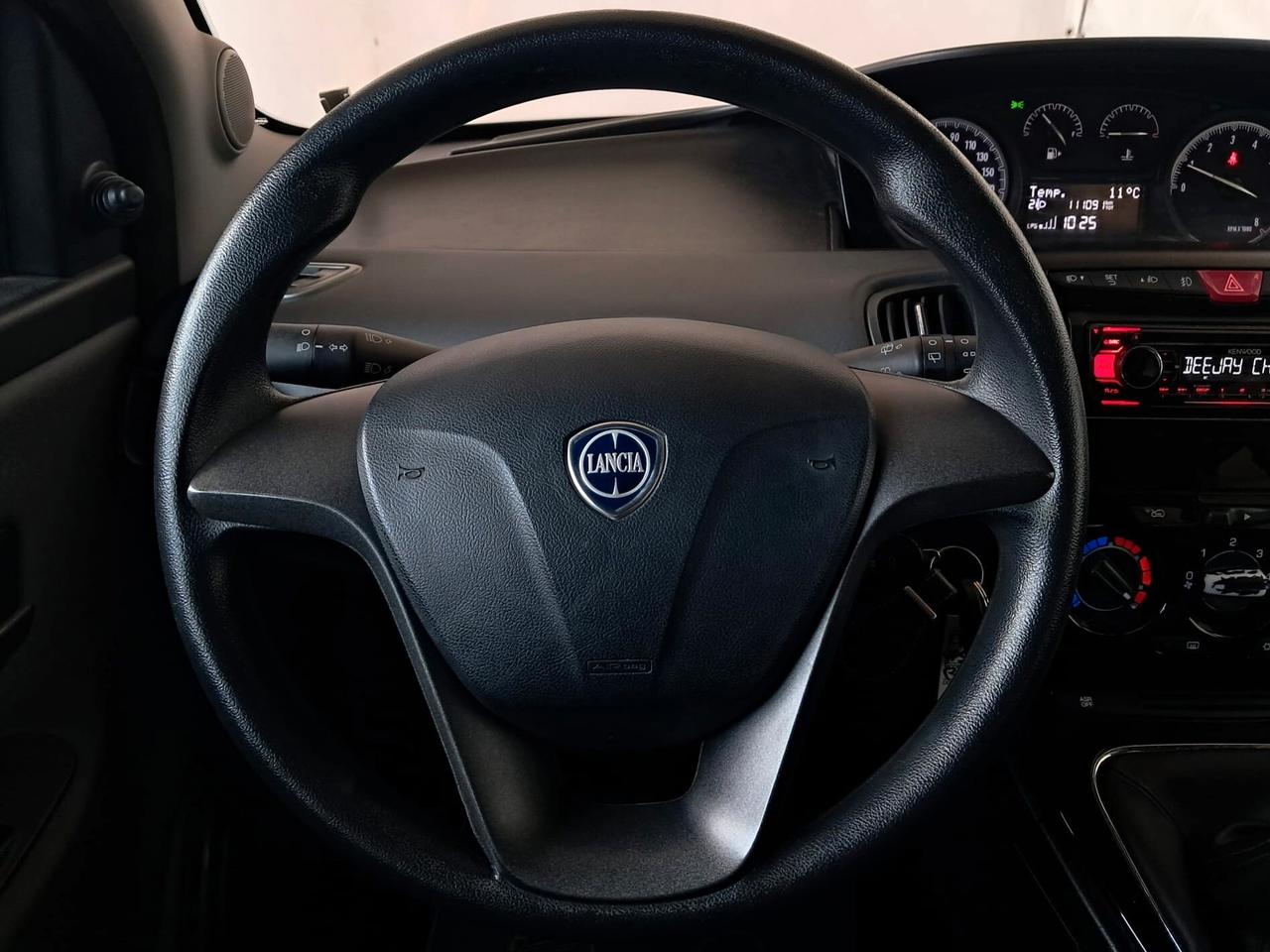 Lancia Ypsilon 1.2 69 CV 5 porte GPL Ecochic Silver