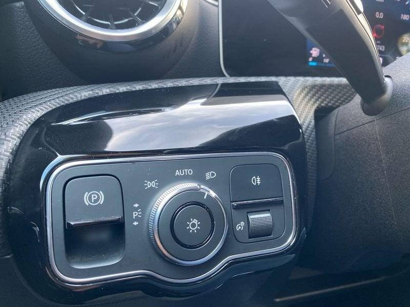 Mercedes-Benz Classe A A 180 d Business Extra auto