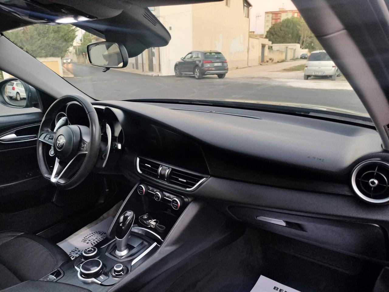Alfa Romeo Giulia 2.2 Turbodiesel 180 CV AT8 veloce