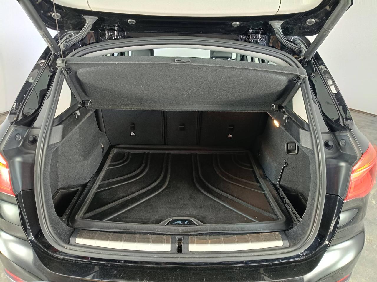 BMW X1 F48 - X1 sdrive18d xLine auto my18