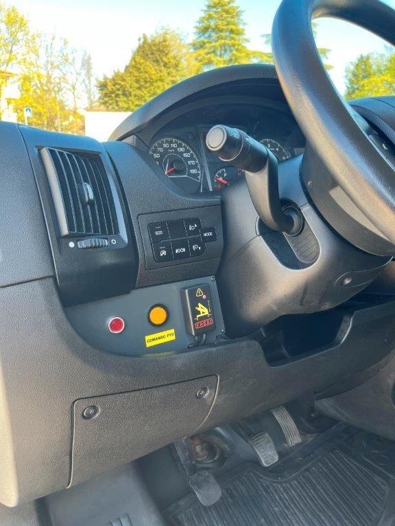 Fiat Ducato MAXI 6+1 35 LH1 2.3 Mjet 140CV Cassone Gru Fassi