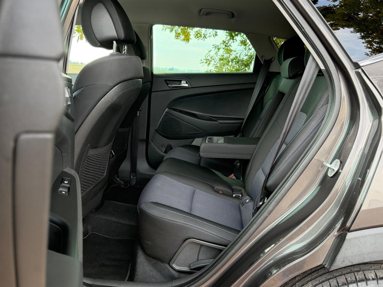 Hyundai Tucson 1.7 CRDi XPossible Garanzia 12 Mesi