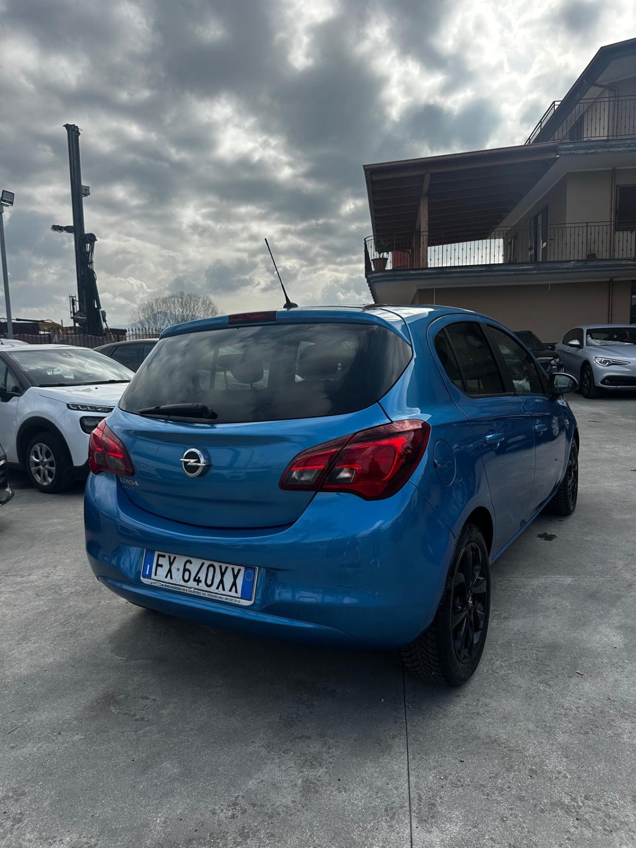 Opel Corsa 1.2 5 porte 120 Anniversary