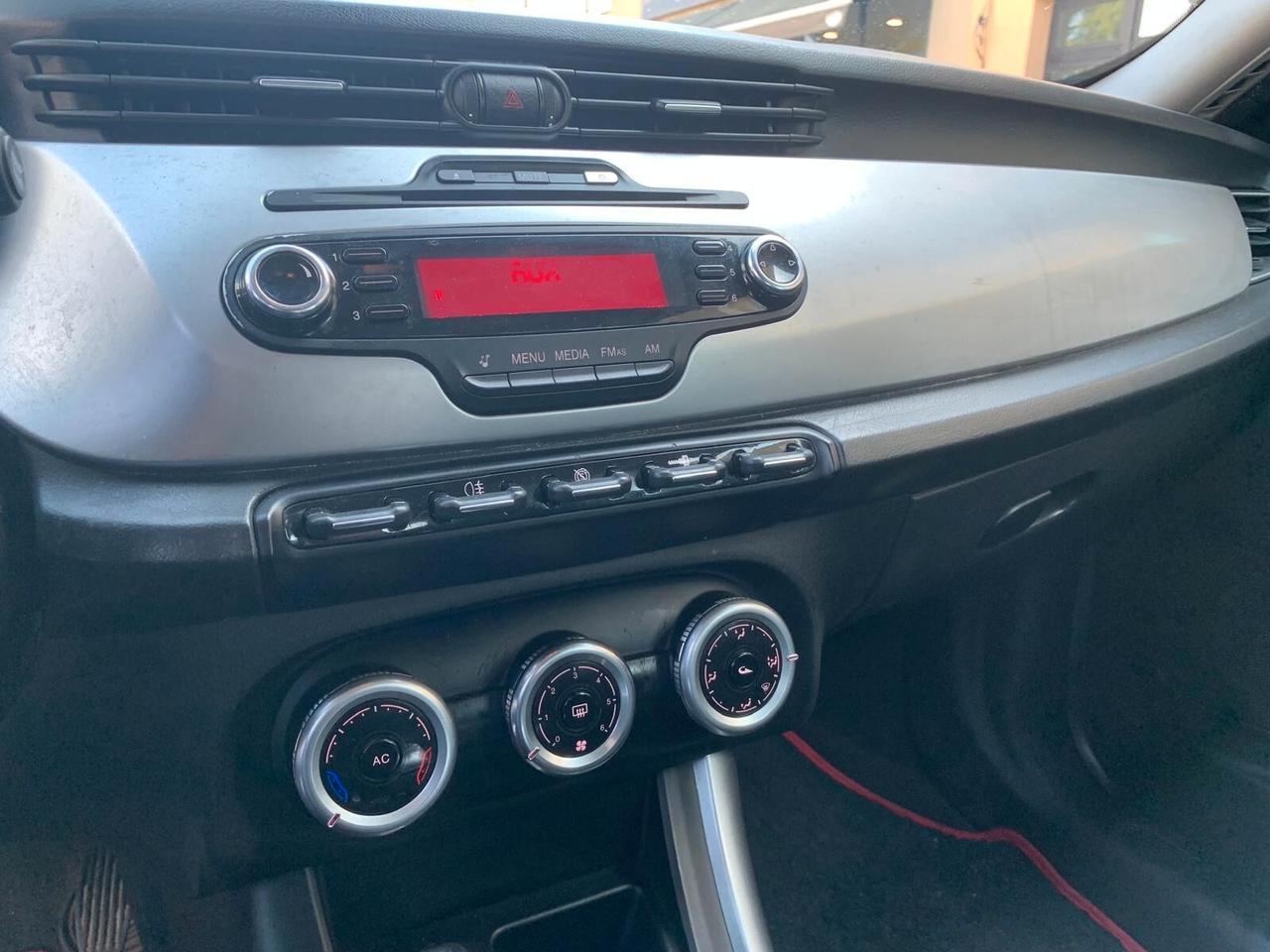 Alfa Romeo Giulietta 1.4 T-Jet 120 CV Neopat.