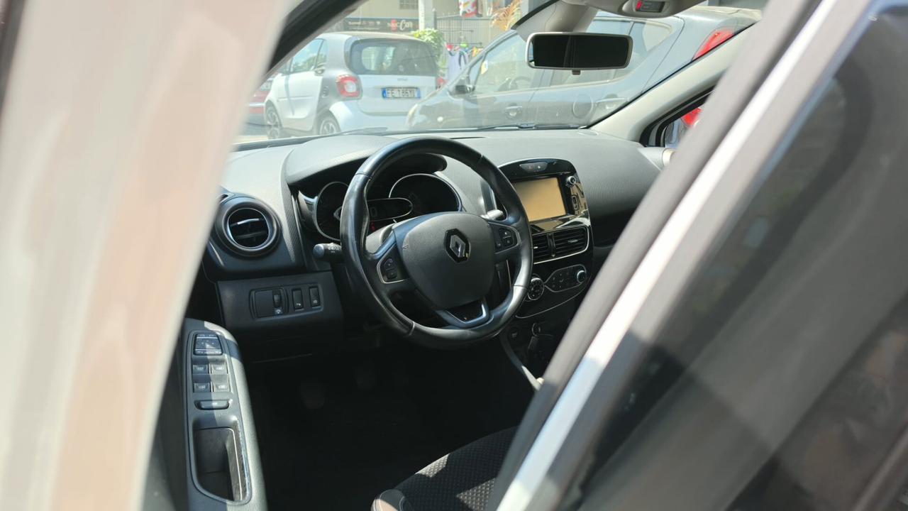 Renault Clio TCe 12V 90CV Start&Stop 5 porte Energy Intens