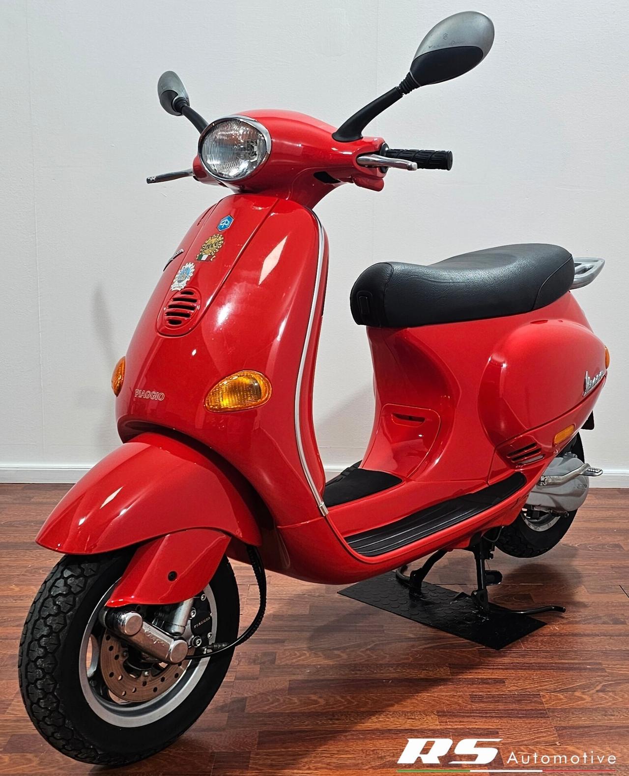 Piaggio Vespa 50 ET2 Coca cola