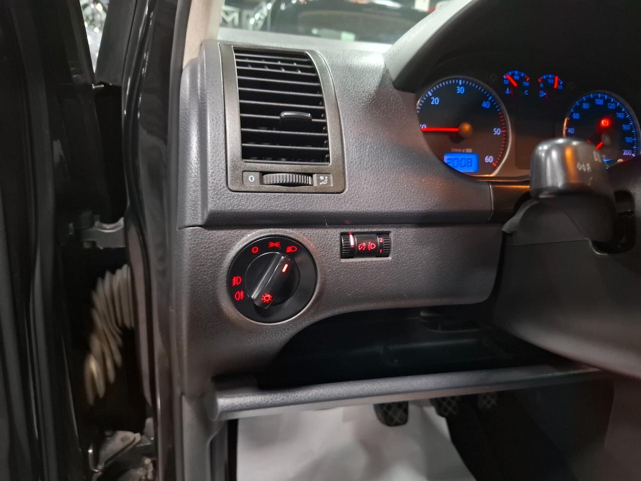 Volkswagen Polo 1.4 TDI 3 porte Sportline NEOPATENTATI