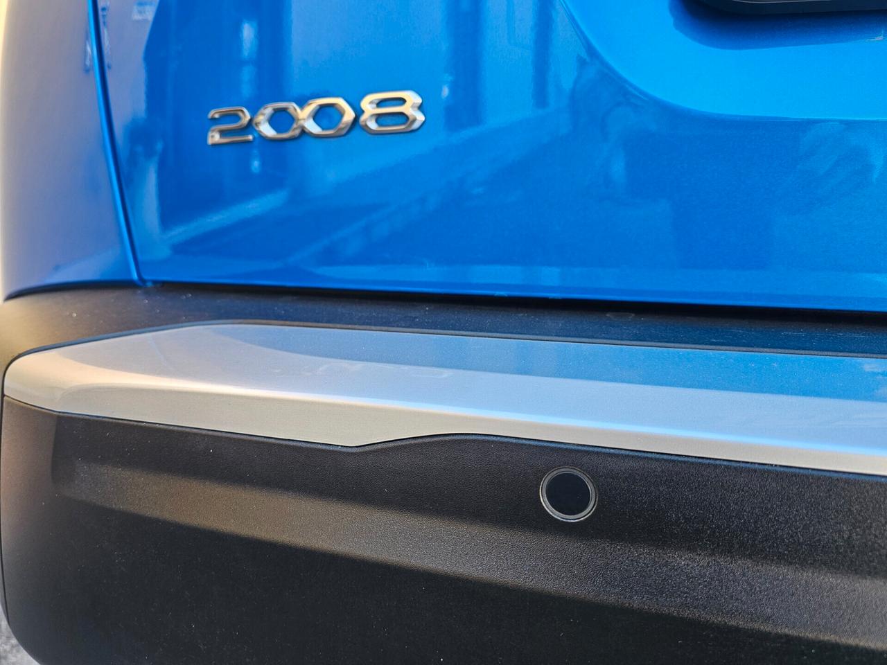 Peugeot 2008 PureTech 100 S&S Allure