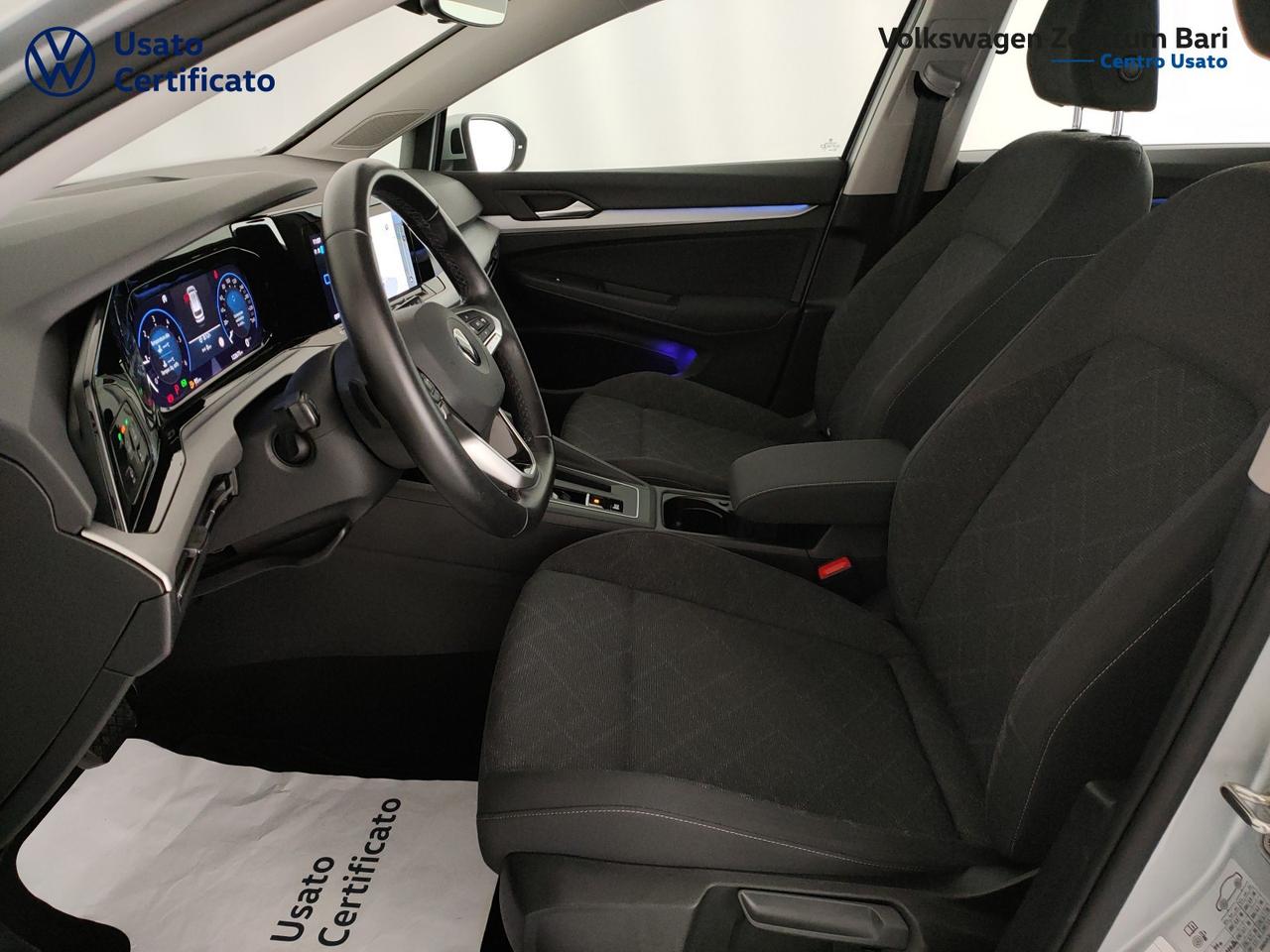 Volkswagen Golf variant 2.0 tdi life 150cv dsg