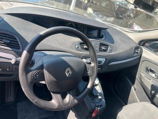 RENAULT SCENIC X- MOOD 1,5 DIESEL NAVIGATORE...