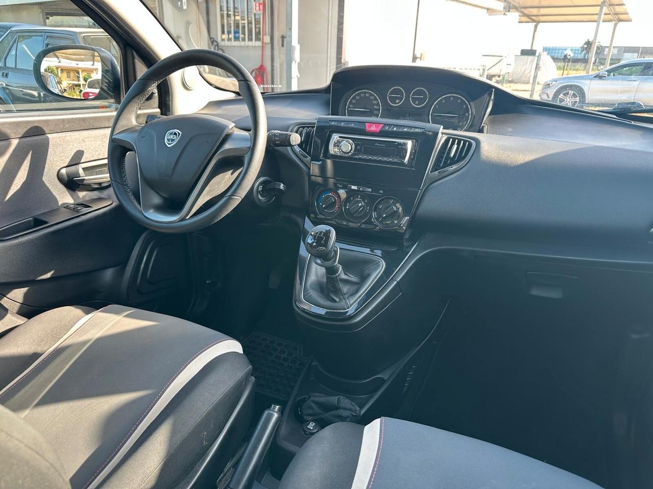 Lancia Ypsilon 1.2 Benzina/GPL