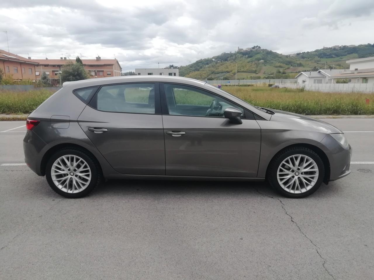 Seat Leon 1.4 TGI 5p. Business HIGH "Solo 94.000 km/Uniproprietario"