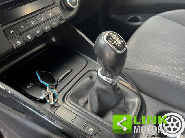 KIA Carens 1.7 CRDi 115 CV Class -7 POSTI-