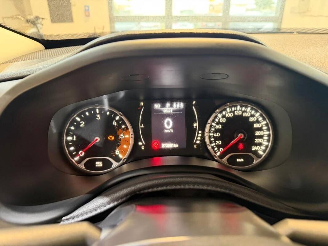 Jeep Renegade 1.6 Mjt DDCT 120 CV Business