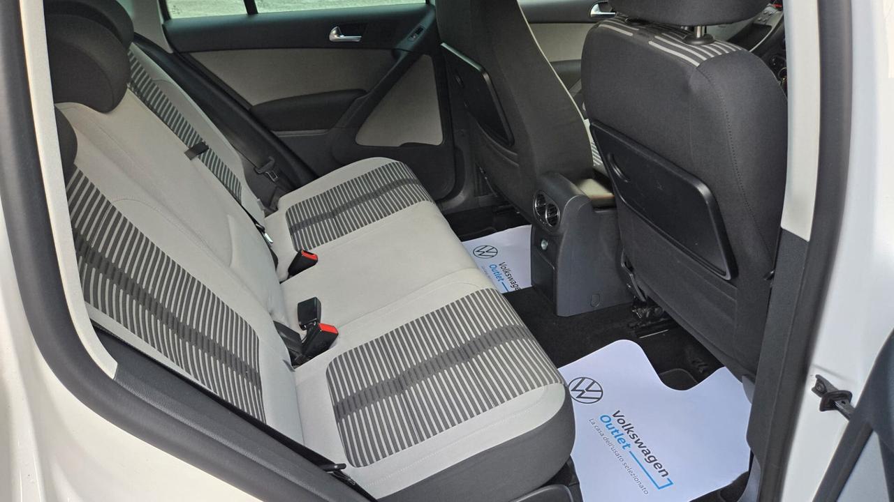 Volkswagen Tiguan 2.0 TDI DPF 4MOTION DSG Sport &