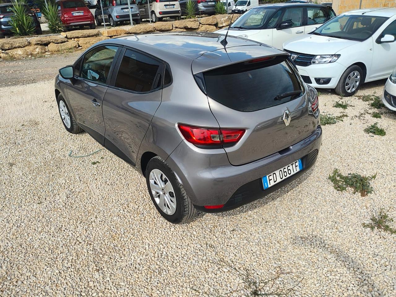 Renault Clio dCi 8V 75CV Start&Stop 5 adatta neopatentati