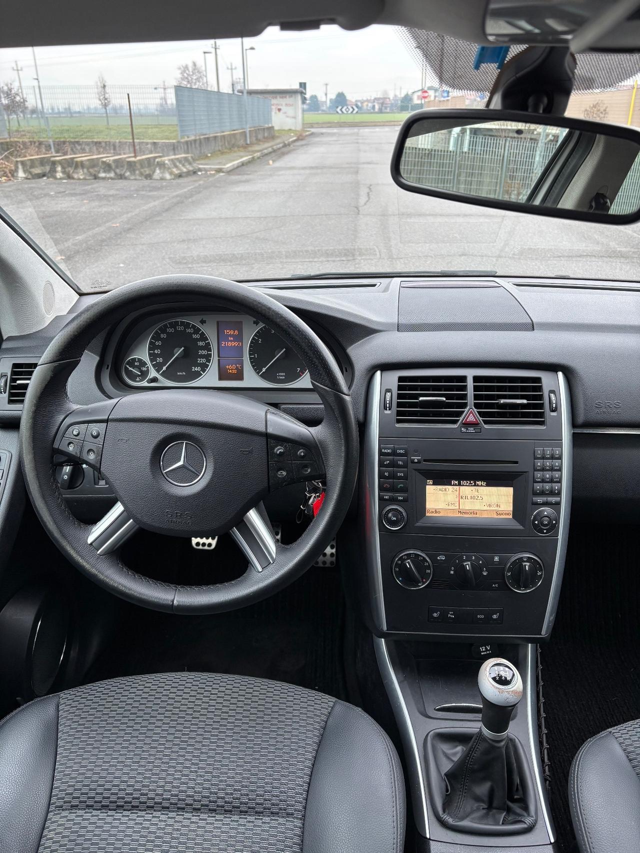 Mercedes-benz B 180 BlueEFFICIENCY