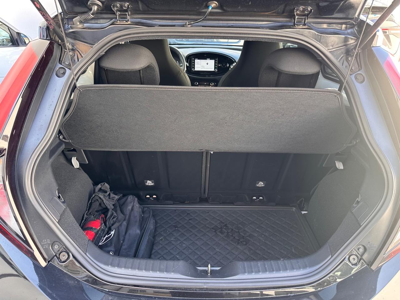 Toyota Aygo X 1.0 VVT-i 72 CV 5 porte Lounge