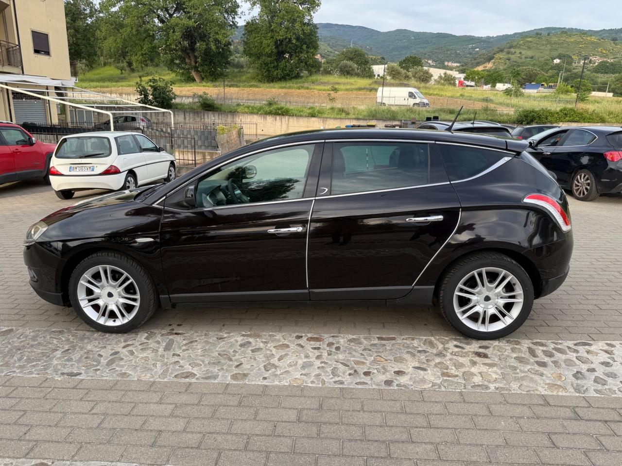 Lancia Delta 1.6 MJT DPF PLATINO