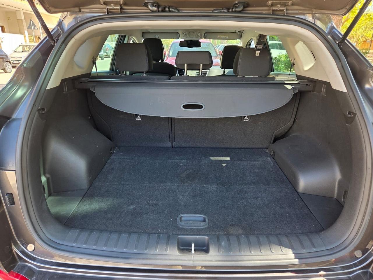 HYUNDAI TUCSON 1.7 CDRi XPOSSIBLE