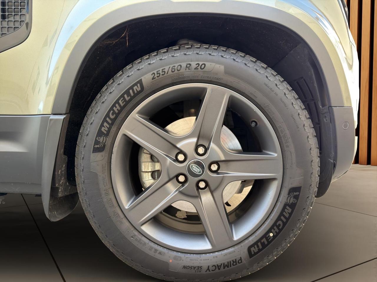 Land Rover Defender 110 3.0D I6 200 CV AWD Auto SE