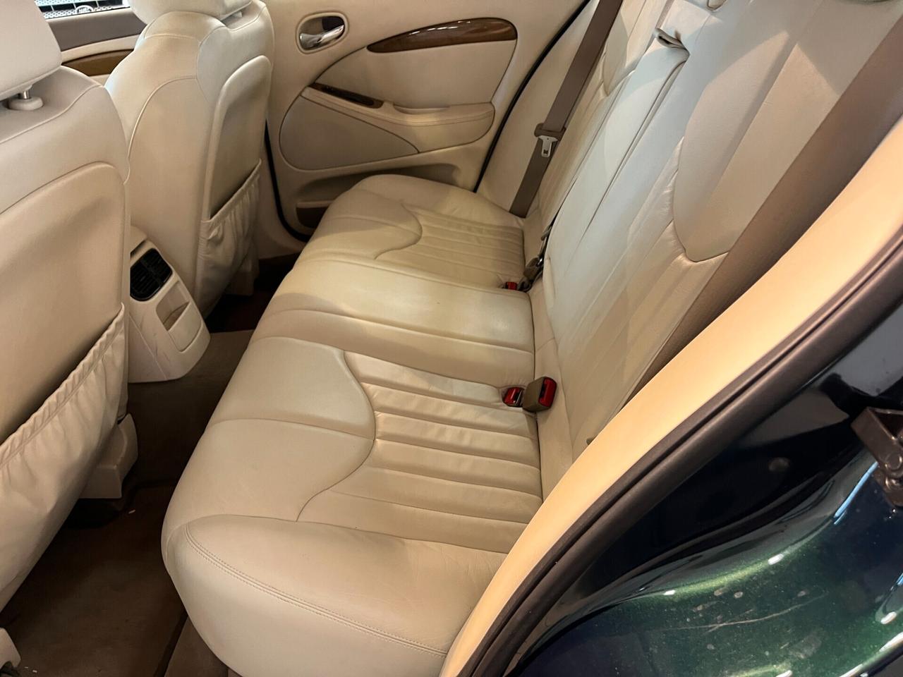 Jaguar S-Type 3.0 auto V6 24V 20.000 km