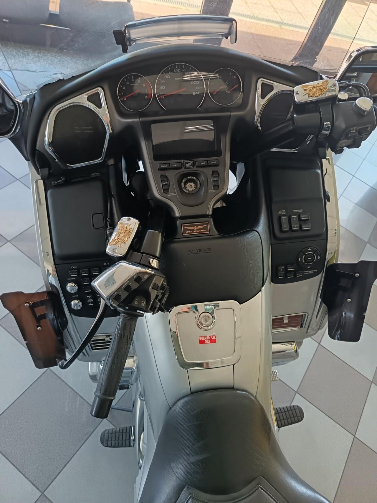 Honda GL 1800 GOLDWING GL 1800
