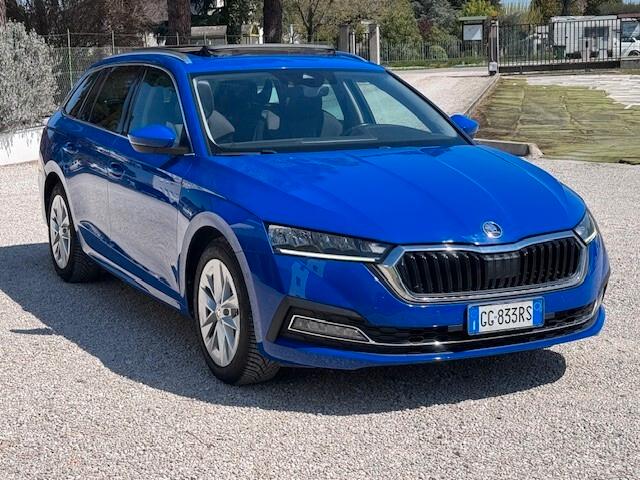 Skoda Octavia 1.5 G-TEC DSG SW Style TETTO APRIBILE