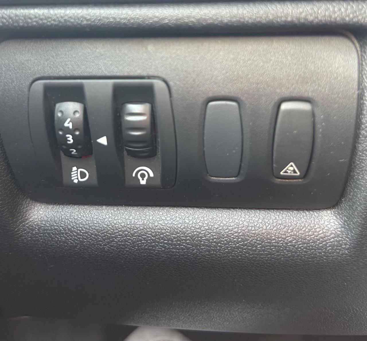 Renault Clio 1.2 Edizione Live! Neopatentati